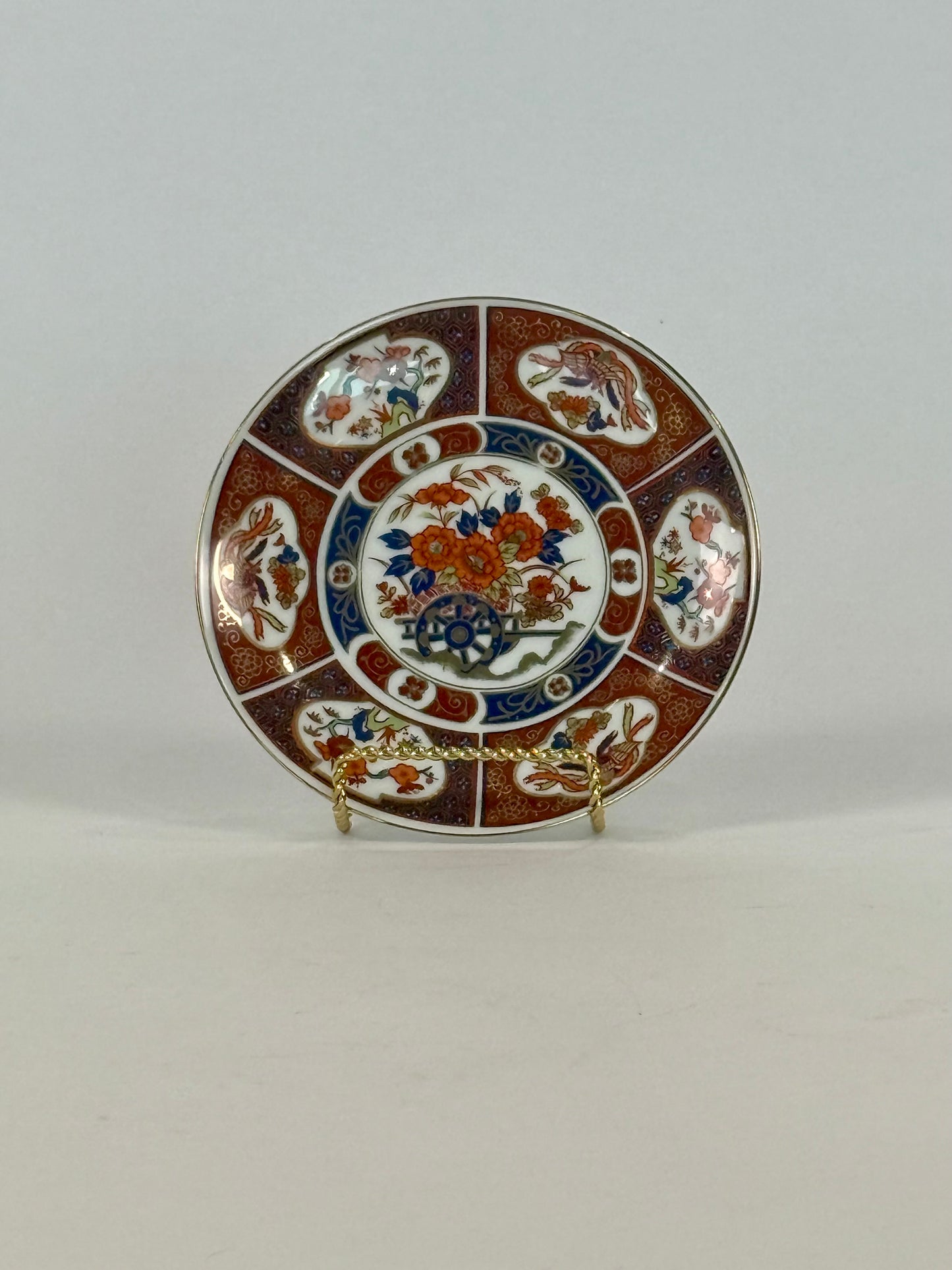 Amari Porcelain Plates