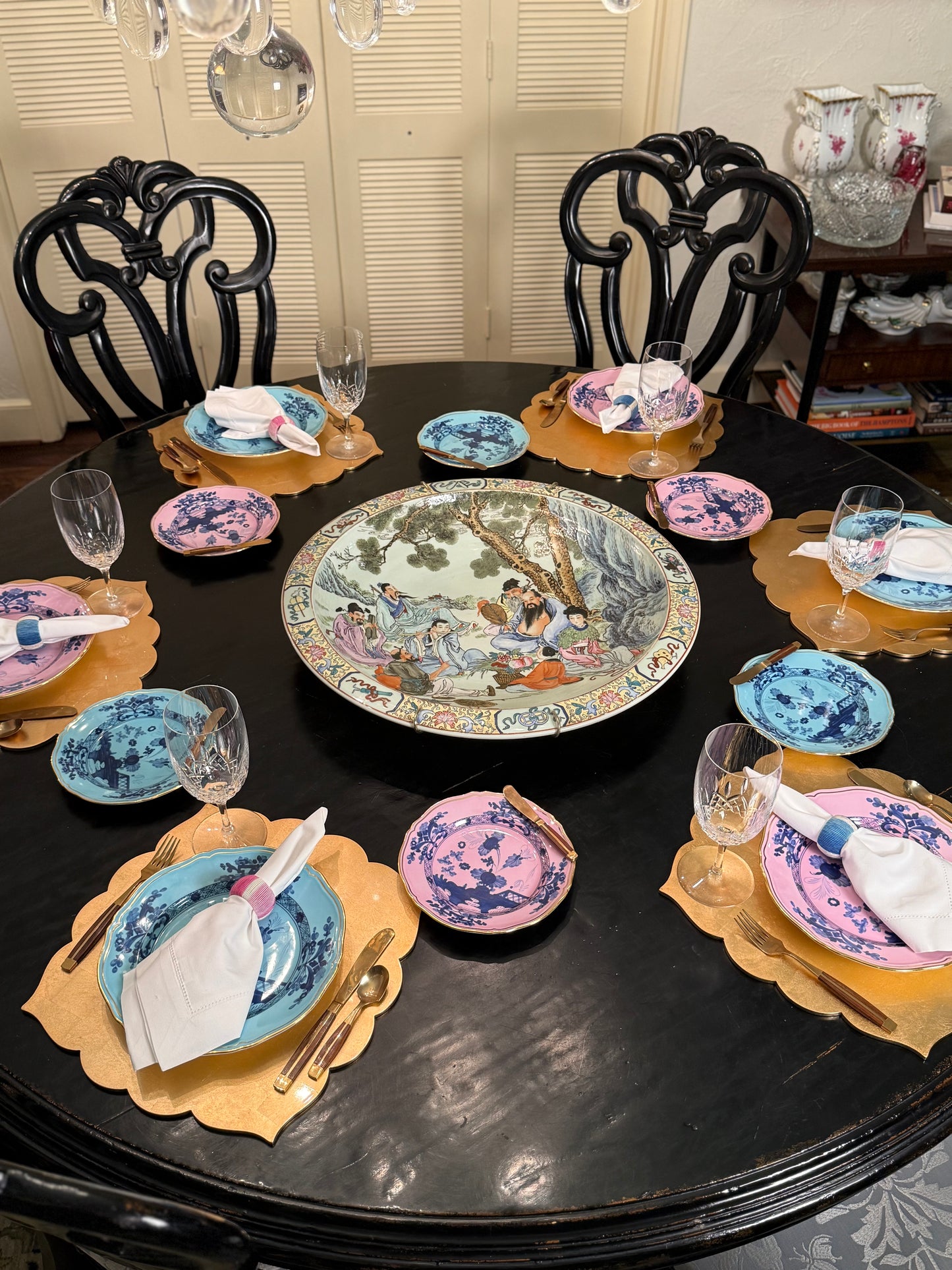 Large Hand Painted Chinese Porcelain Platter