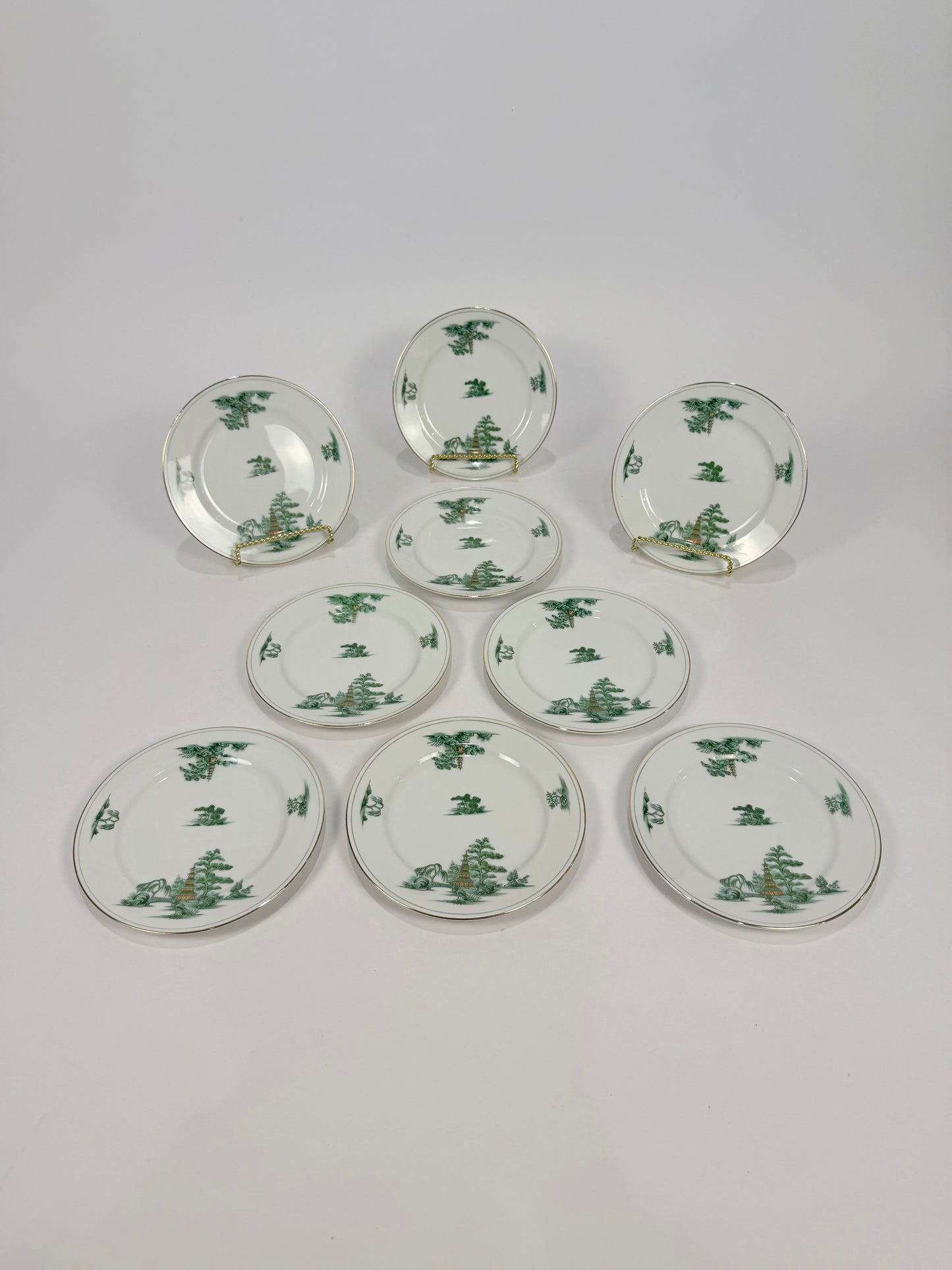 Narumi Manchu Pattern Porcelain Plates with Gold Trim