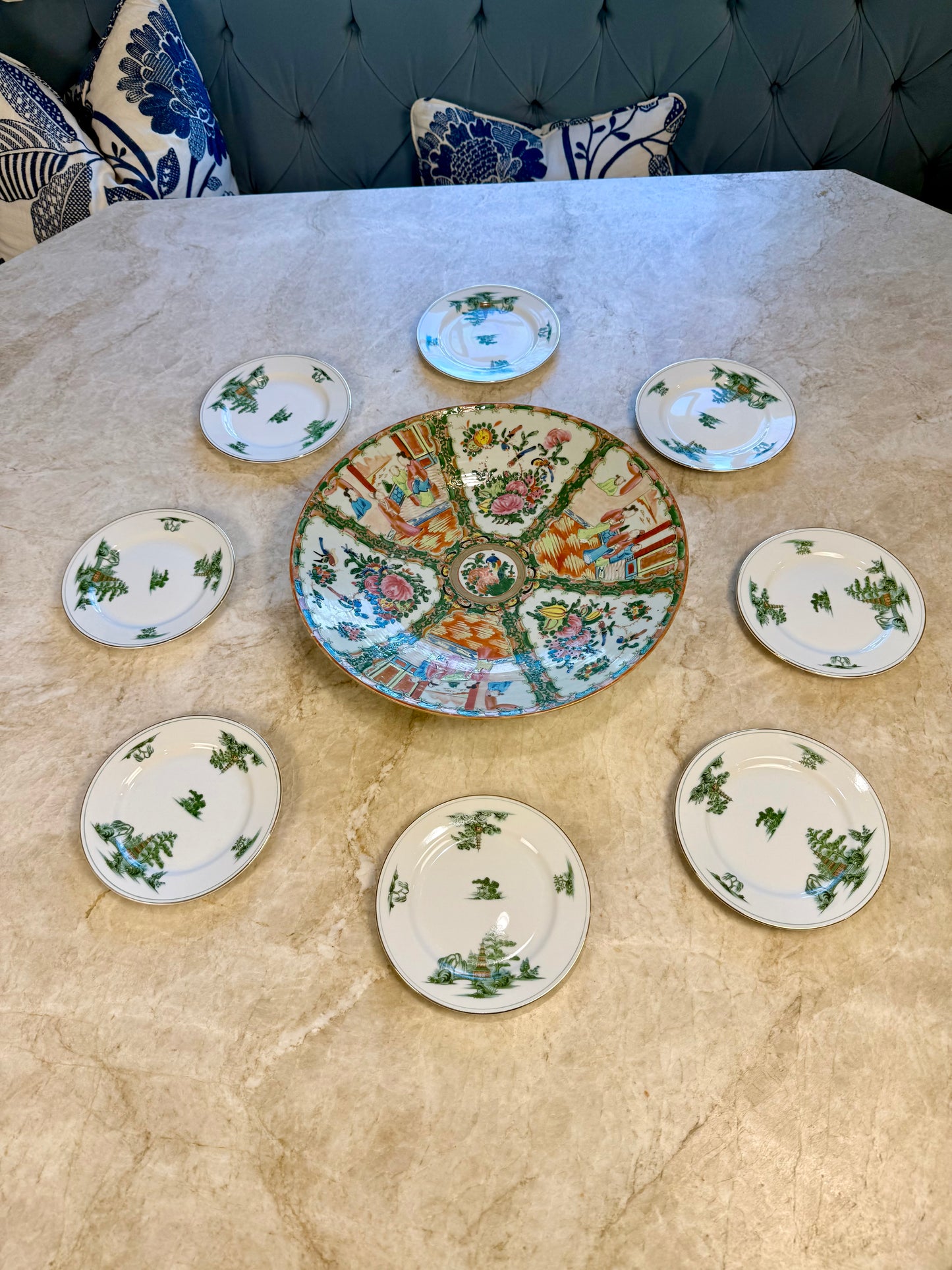 Large 19th Century Chinese Famille Rose Porcelain Platter
